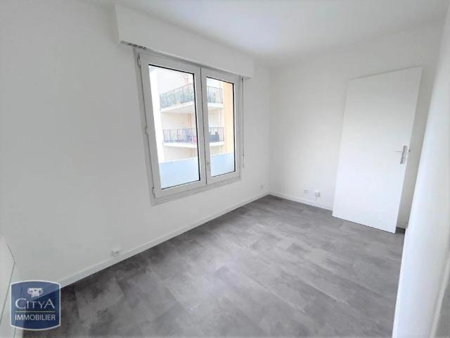 Appartement à louer 4 pièces 71.09m²