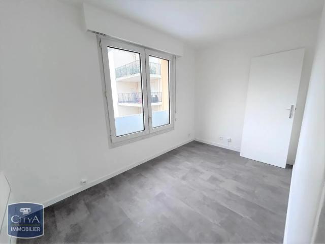 Appartement à louer 4 pièces 71.09m²