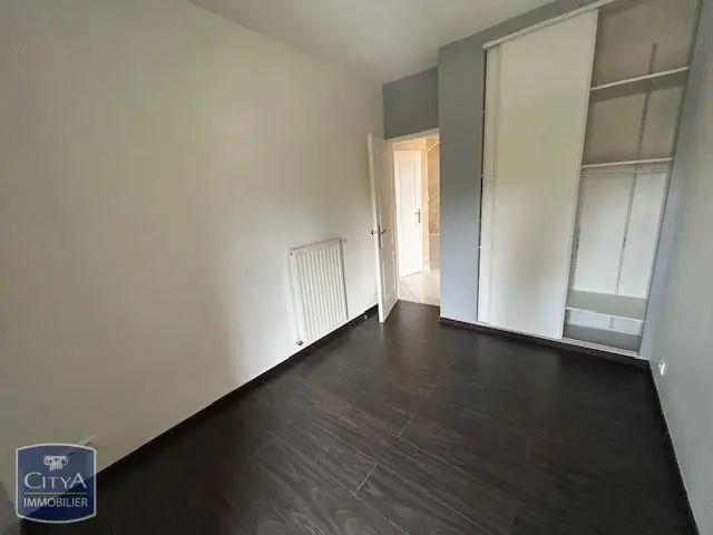Appartement à louer 4 pièces 72.3m²