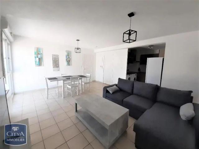 Appartement à louer 4 pièces 72.44m²