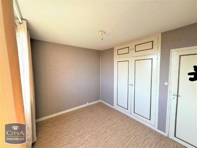 Appartement à louer 4 pièces 73.25m²