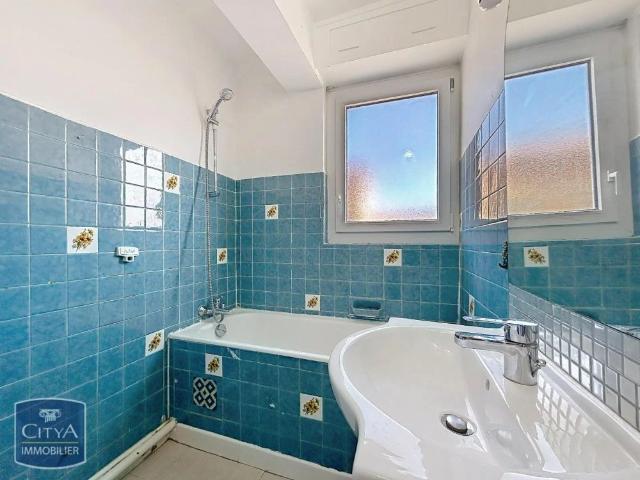 Appartement à louer 4 pièces 73.28m²