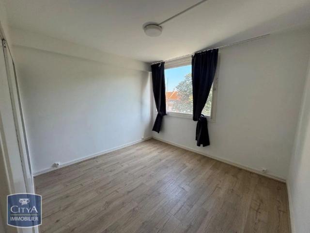 Appartement à louer 4 pièces 73.94m²