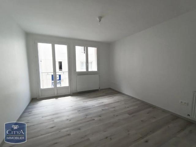 Appartement à louer 4 pièces 73.97m²