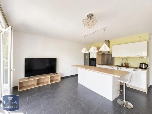 Appartement à louer 4 pièces 84.01m²