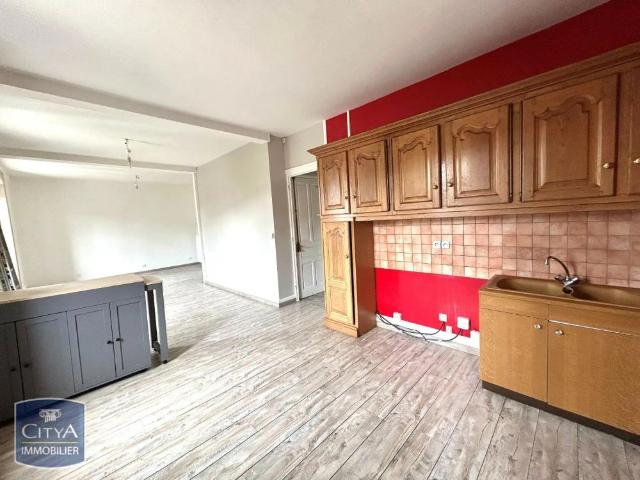 Appartement à louer 4 pièces 84.18m²
