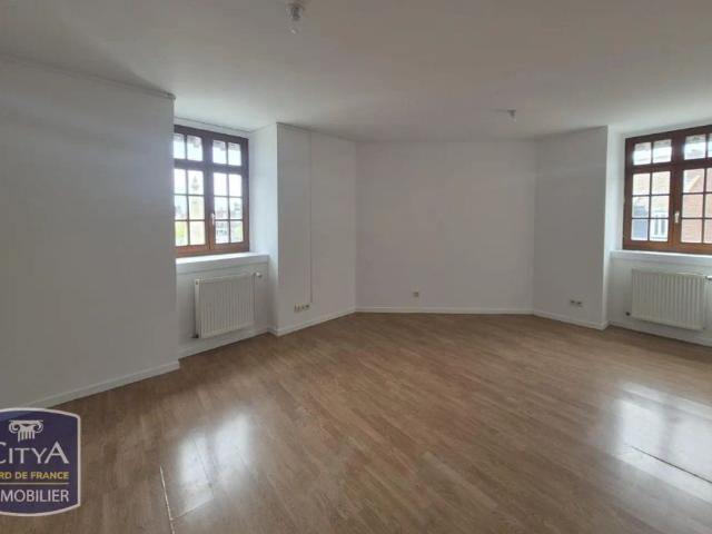 Appartement à louer 4 pièces 84.37m²