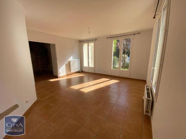 Appartement à louer 4 pièces 84.85m²