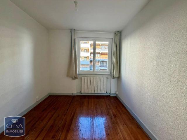 Appartement à louer 4 pièces 84.96m²