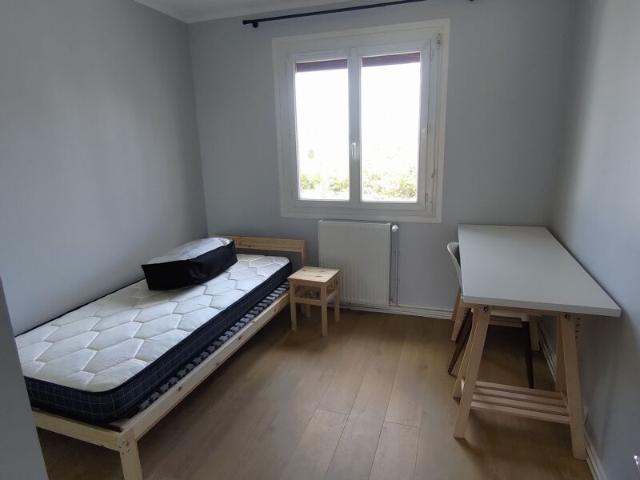 Appartement à louer 4 pièces • 85,27 m2 Talence