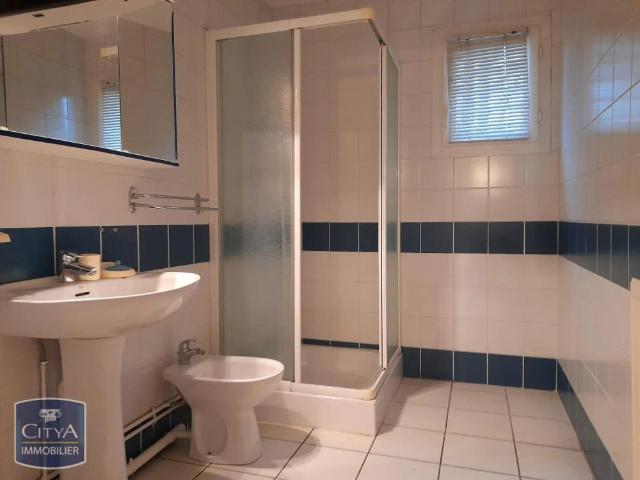 Appartement à louer 4 pièces 85.62m²