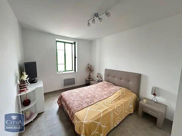 Appartement à louer 4 pièces 85.8m²
