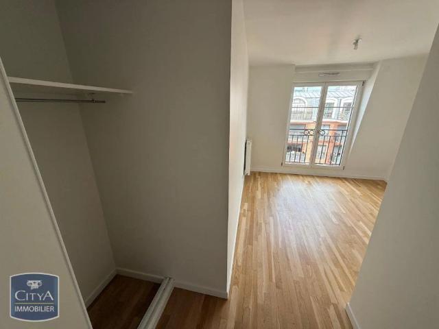Appartement à louer 4 pièces 86.5m²
