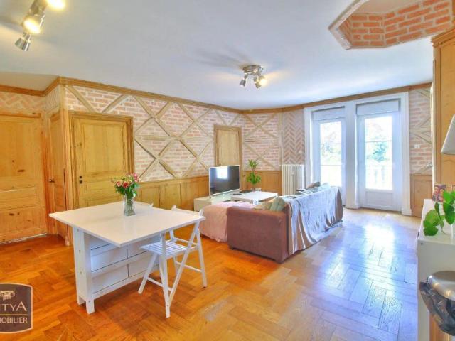Appartement à louer 4 pièces 87.38m²