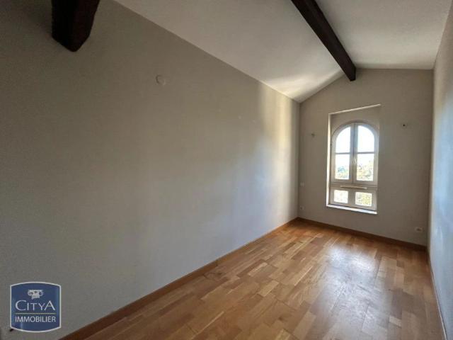 Appartement à louer 4 pièces 87.65m²