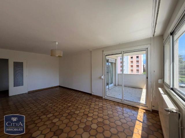 Appartement à louer 4 pièces 87.77m²