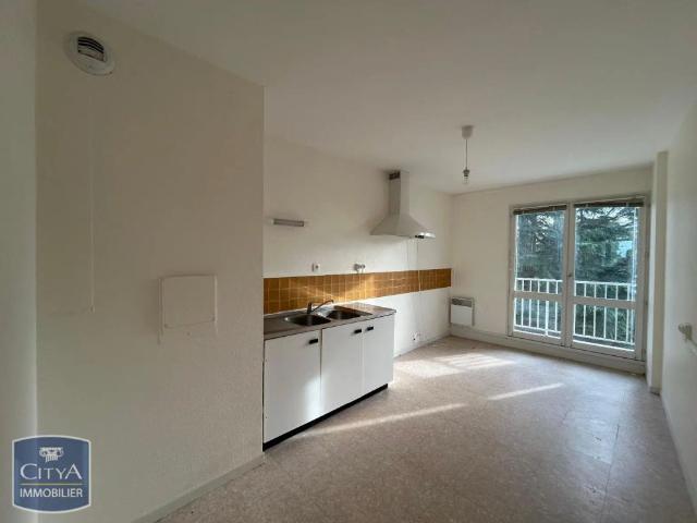 Appartement à louer 4 pièces 87m²