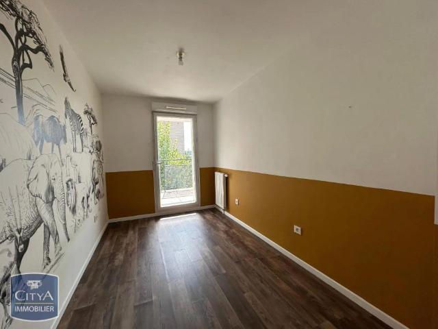 Appartement à louer 4 pièces 80.07m²