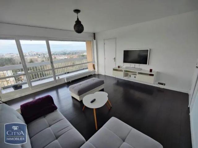 Appartement à louer 4 pièces 80.02m²
