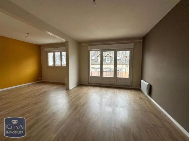 Appartement à louer 4 pièces 80.16m²