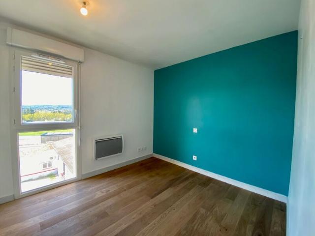 Appartement à louer 4 pièces • 80,31 m 2 Pertuis