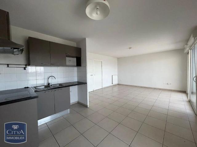 Appartement à louer 4 pièces 80.44m²