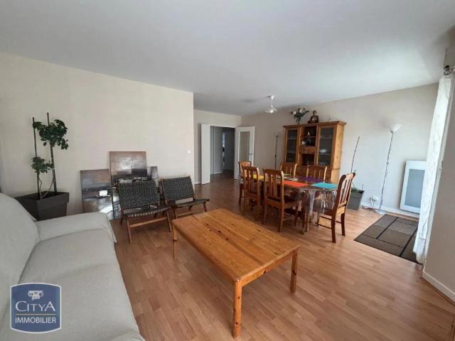 Appartement à louer 4 pièces 80.47m²