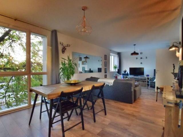 Appartement à louer 4 pièces • 80,49 m2 Bègles