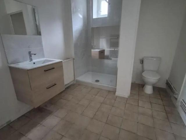 Appartement à louer 4 pièces 80.87m²