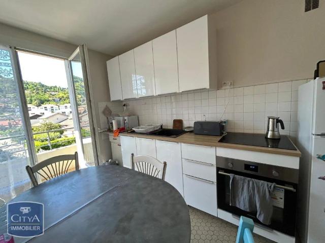 Appartement à louer 4 pièces 80.96m²