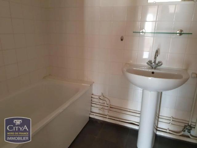 Appartement à louer 4 pièces 80m²