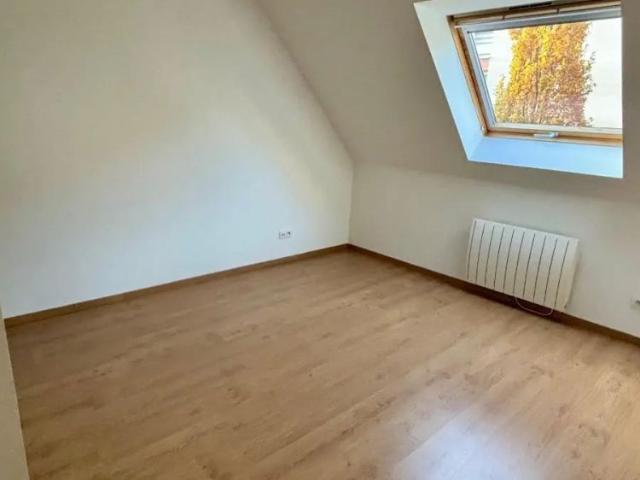Appartement à louer 4 pièces 81.09m²