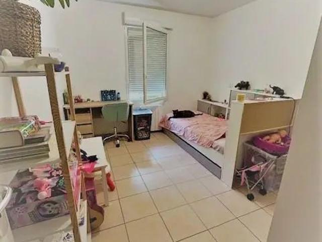 Appartement à louer 4 pièces 81.42m²