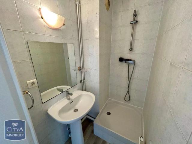 Appartement à louer 4 pièces 81.63m²