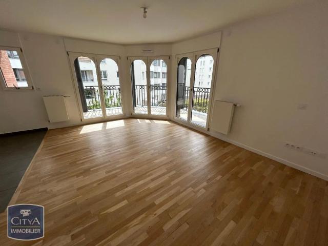 Appartement à louer 4 pièces 81.7m²