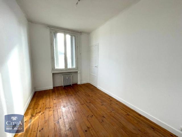 Appartement à louer 4 pièces 81.95m²