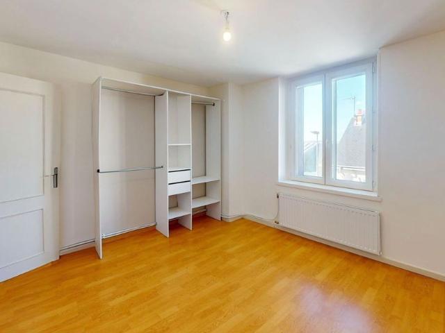 Appartement à louer 4 pièces • 81,96 m 2 Rodez