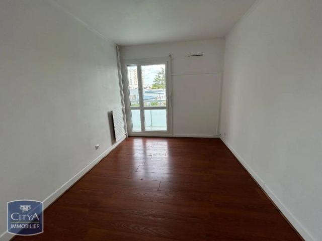 Appartement à louer 4 pièces 82.76m²