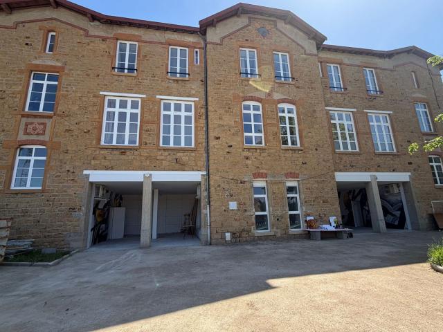 Appartement à louer 4 pièces 83,66 m