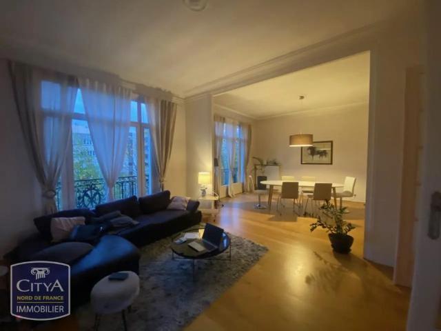 Appartement à louer 4 pièces 83.99m²