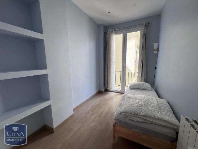 Appartement à louer 4 pièces 94.02m²