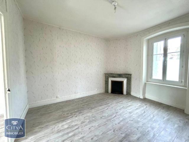 Appartement à louer 4 pièces 94.55m²