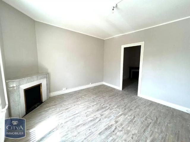 Appartement à louer 4 pièces 94.55m²