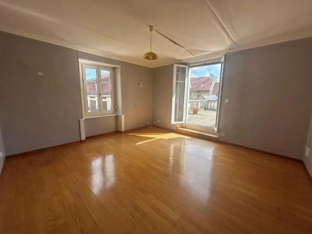 Appartement à louer 4 pièces 94.81m²