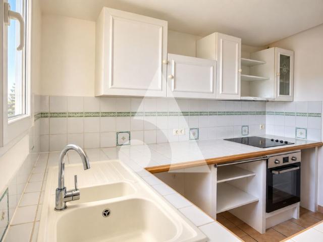 SAINT RÉMY DE PROVENCE ? T4 de 96 m² au sol avec 2 terrasses et parkings