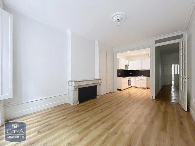 Appartement à louer 4 pièces 96.1m²