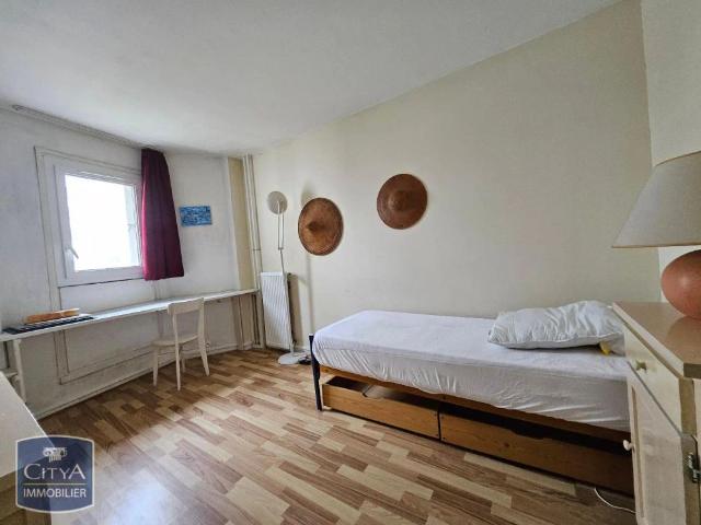 Appartement à louer 4 pièces 97.54m²