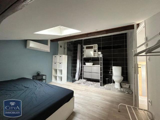 Appartement à louer 4 pièces 99.56m²