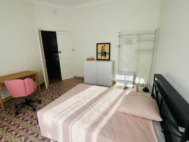 Appartement à louer 4 pièces 90 m