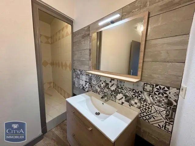 Appartement à louer 4 pièces 90.76m²